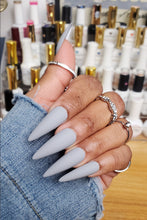 Load image into Gallery viewer, Concrete beauty